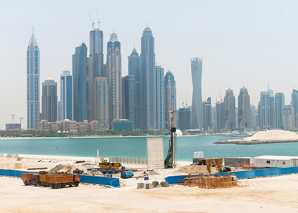 Investments in Real Estate in Dubai. UAE Construction Sector is Growing